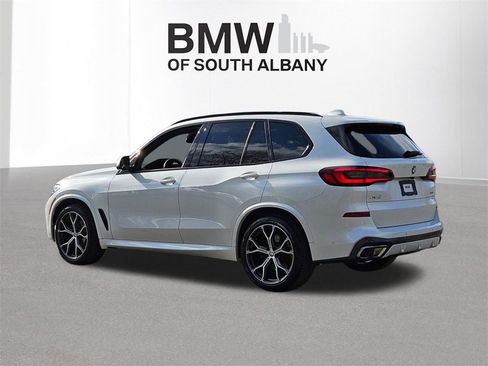Used 2023 BMW X5 xDrive40i w/ M Sport Package image 5