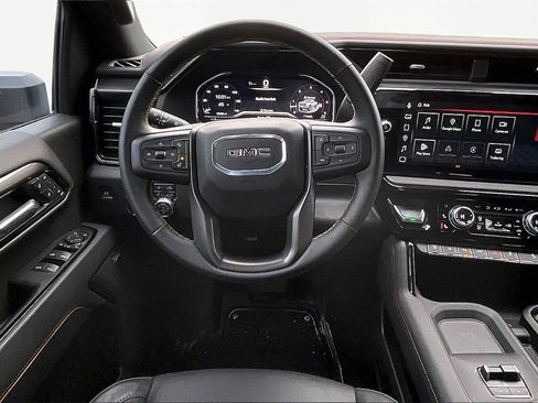 Used 2025 GMC Sierra 3500 AT4 w/ AT4 Premium Plus Package image 10