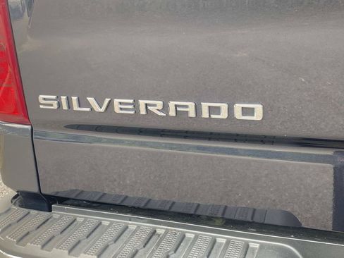 Used 2023 Chevrolet Silverado 1500 LT AWD/4WD image 5