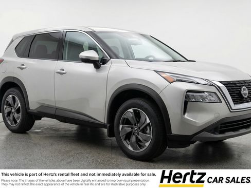 Used 2025 Nissan Rogue SV FWD image 1