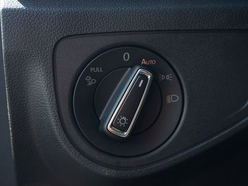 Used 2023 Volkswagen Atlas SEL Premium image 30