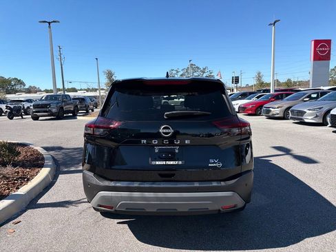 Certified 2023 Nissan Rogue SV image 6
