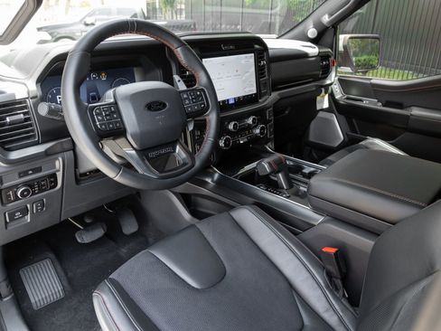 Used 2025 Ford F150 Raptor image 4