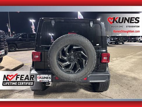 Used 2020 Jeep Wrangler Unlimited Sahara w/ Dual Top Group image 6