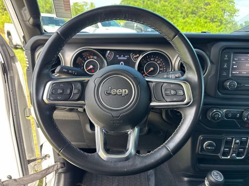 Used 2020 Jeep Gladiator Sport w/ Quick Order Package 24S image 31