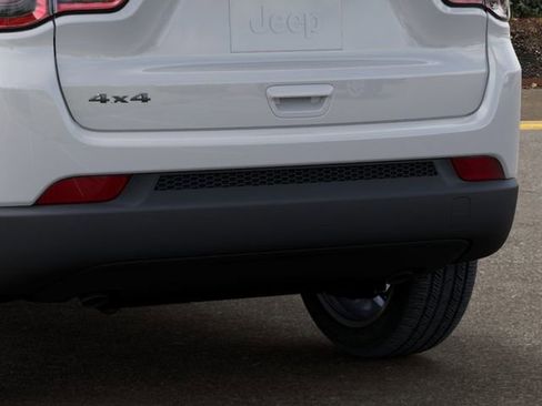 New 2026 Jeep Compass Latitude AWD/4WD image 13