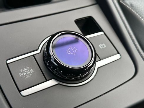New 2026 Volkswagen Tiguan SE R-Line FWD image 14