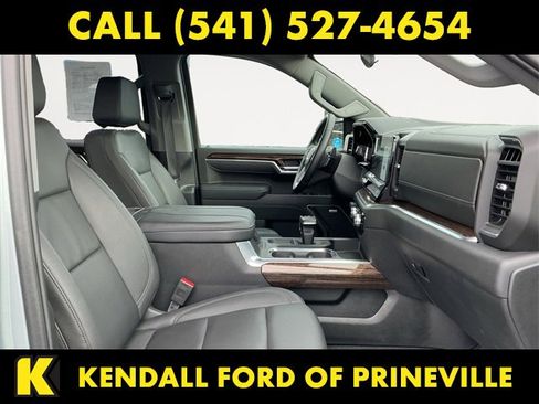 Used 2025 GMC Sierra 1500 Elevation w/ Elevation Premium Package image 15