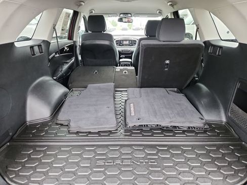Used 2016 Kia Sorento AWD w/ LX Convenience Package image 32