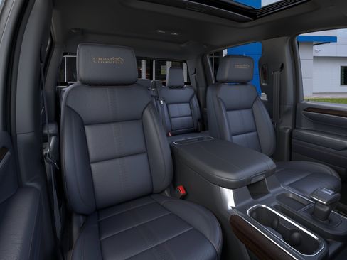 New 2026 Chevrolet Silverado 1500 High Country AWD/4WD image 16