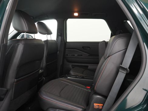 Used 2024 Nissan Pathfinder Rock Creek AWD/4WD image 14