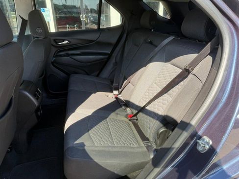 Used 2018 Chevrolet Equinox LT image 11