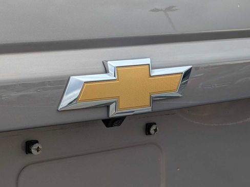 Used 2019 Chevrolet Suburban Premier AWD/4WD image 12