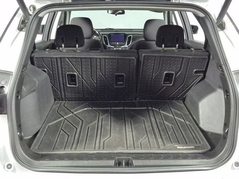 Used 2019 Chevrolet Equinox LT FWD image 26