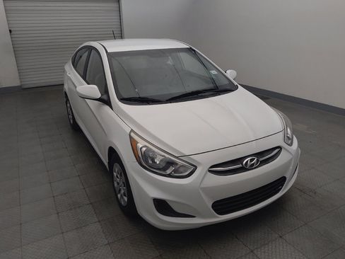 Used 2016 Hyundai Accent SE FWD image 14