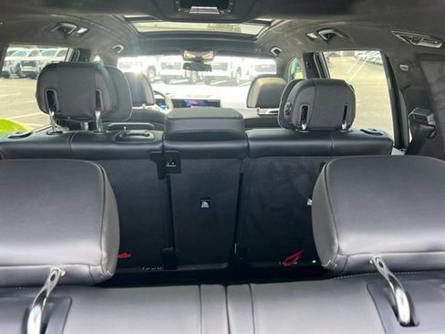 Used 2026 BMW X7 xDrive40i w/ M Sport Package AWD/4WD image 28