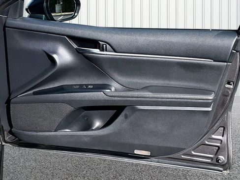 Used 2019 Toyota Camry XSE w/ Driver Assist Package FWD image 19