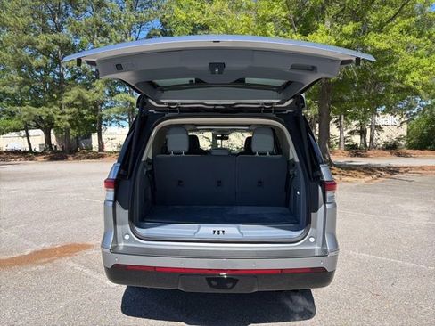 Used 2024 Lincoln Navigator Black Label AWD/4WD image 22