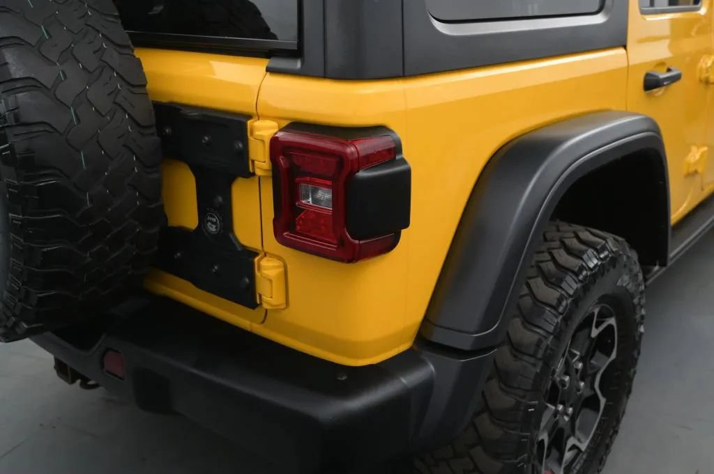 Used 2020 Jeep Wrangler Unlimited Rubicon w/ Quick Order Package 28Y Recon AWD/4WD image 18