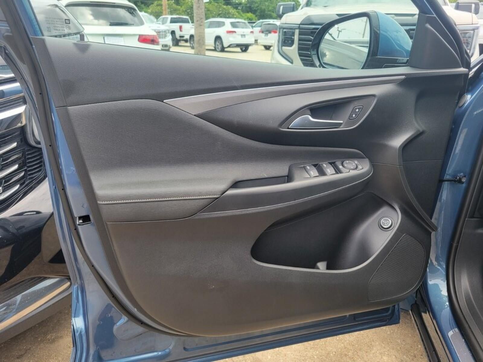 New 2026 Buick Envista Sport Touring FWD image 12