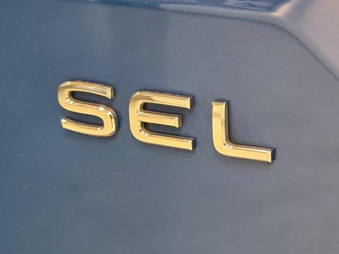 Used 2025 Volkswagen Atlas SEL Premium R-Line AWD/4WD image 8