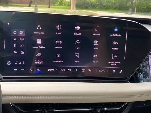 Used 2025 Audi A6 e-tron Prestige w/ Beige Warm Weather Package RWD image 31