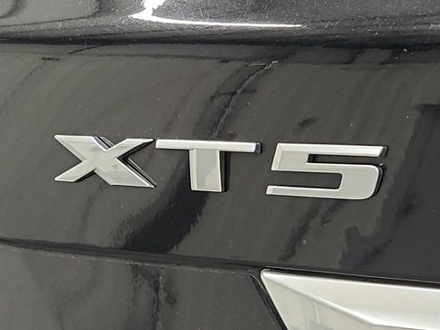 Used 2021 Cadillac XT5 Sportv AWD/4WD image 32
