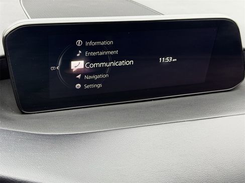 Used 2022 MAZDA MAZDA3 s image 24