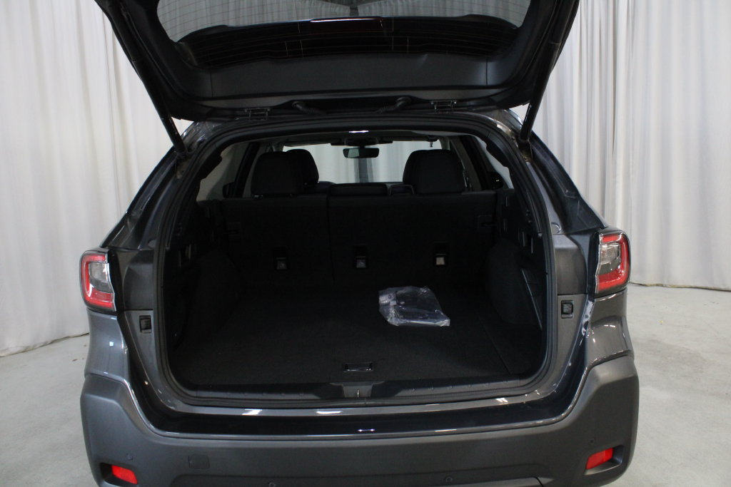 Used 2024 Subaru Outback Onyx Edition AWD/4WD image 31