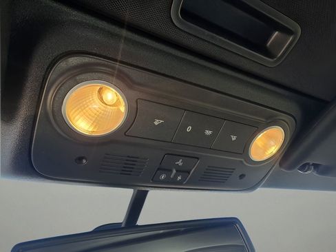 Used 2012 Volkswagen Eos Lux image 24