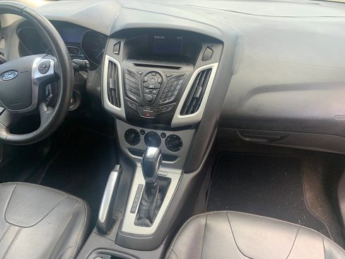 Used 2013 Ford Focus SE FWD image 20