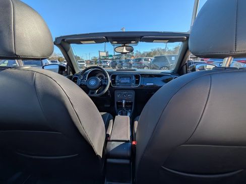 Used 2016 Volkswagen Beetle 1.8T S image 17