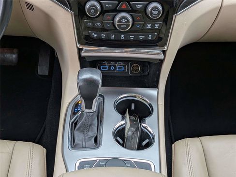 Used 2020 Jeep Grand Cherokee Limited w/ Premium Lighting Group image 22