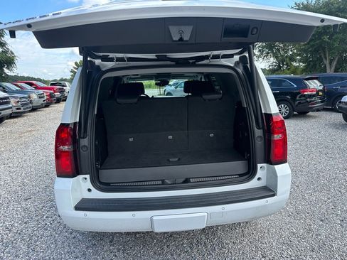 Used 2018 Chevrolet Tahoe LT w/ Luxury Package image 9