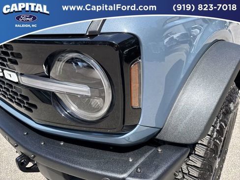 Certified 2024 Ford Bronco Wildtrak AWD/4WD image 11