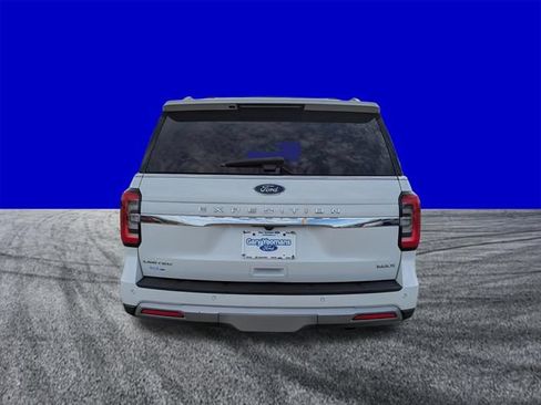 Certified 2022 Ford Expedition Max Limited AWD/4WD image 5