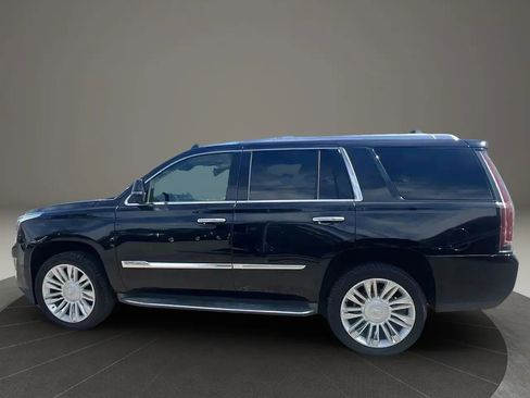 Used 2016 Cadillac Escalade Platinum image 8