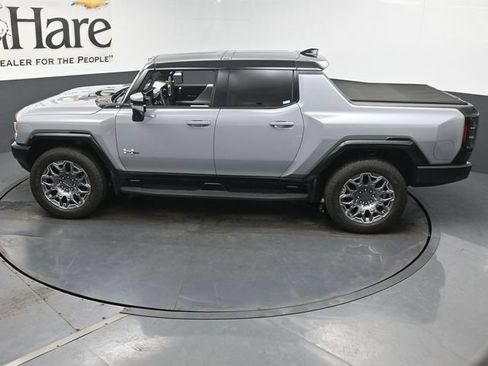 Used 2025 GMC Hummer EV 3X AWD/4WD image 42
