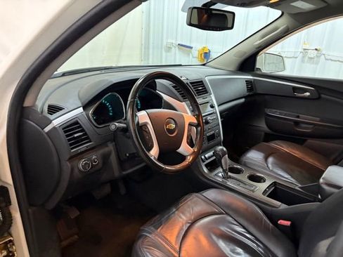 Used 2012 Chevrolet Traverse LT FWD image 28