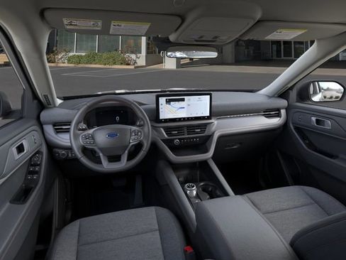 New 2026 Ford Explorer Active RWD image 9