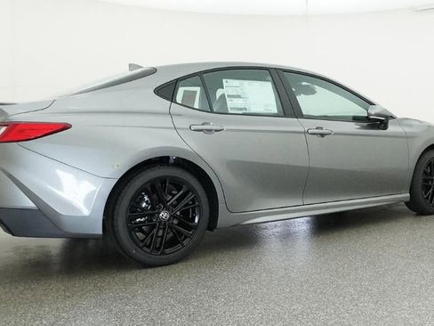 New 2026 Toyota Camry SE FWD image 25