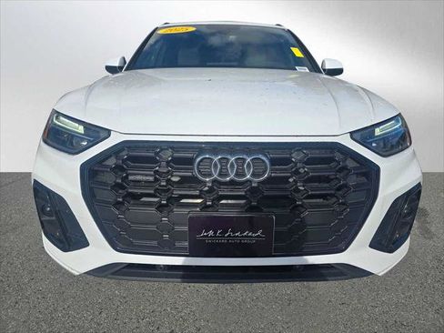 Certified 2025 Audi Q5 2.0T Premium image 8