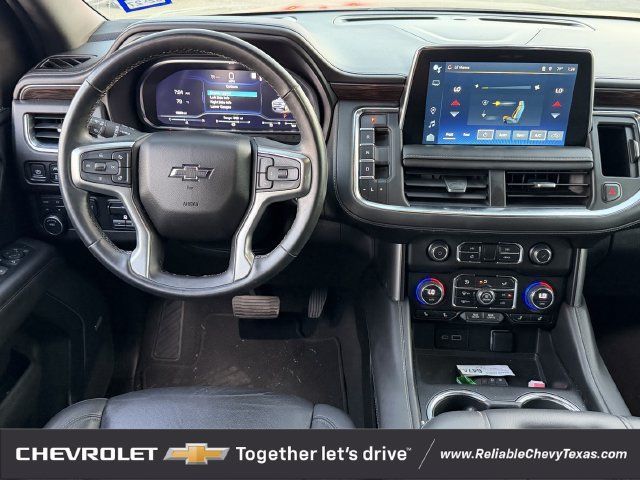 Used 2023 Chevrolet Suburban Z71 w/ Luxury Package AWD/4WD image 13