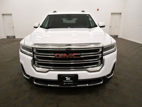 Used 2023 GMC Acadia SLE w/ Driver Convenience Package image 11