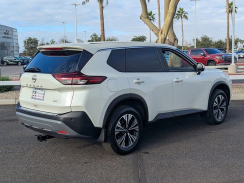 Certified 2023 Nissan Rogue SV image 8