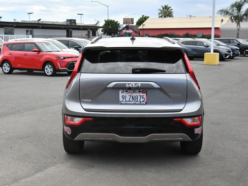 Used 2024 Kia Niro Wind FWD image 7