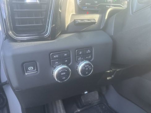 Used 2025 GMC Sierra 2500 AT4 w/ AT4 Premium Plus Package AWD/4WD image 19