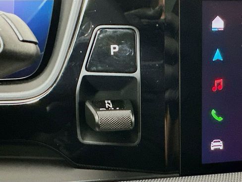 Used 2025 Porsche Cayenne E-Hybrid image 19