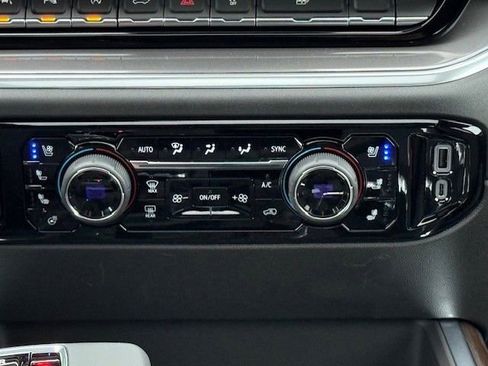 New 2026 Chevrolet Silverado 1500 High Country image 23