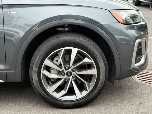 Used 2023 Audi Q5 2.0T Premium w/ Convenience Package AWD/4WD image 9